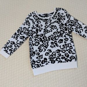 Ann Taylor Black & White Abstract Print Sweater